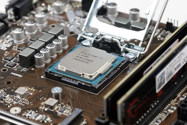cpu, processor, chip, motherboard, circuit board, pc, computer, hardware, electronics, technology, smd, intel, core, i5, cpu, cpu, cpu, cpu, cpu, processor, motherboard, motherboard, hardware, intel, intel. Subverwerkers bij SaaS beoordelen: waar let u op?